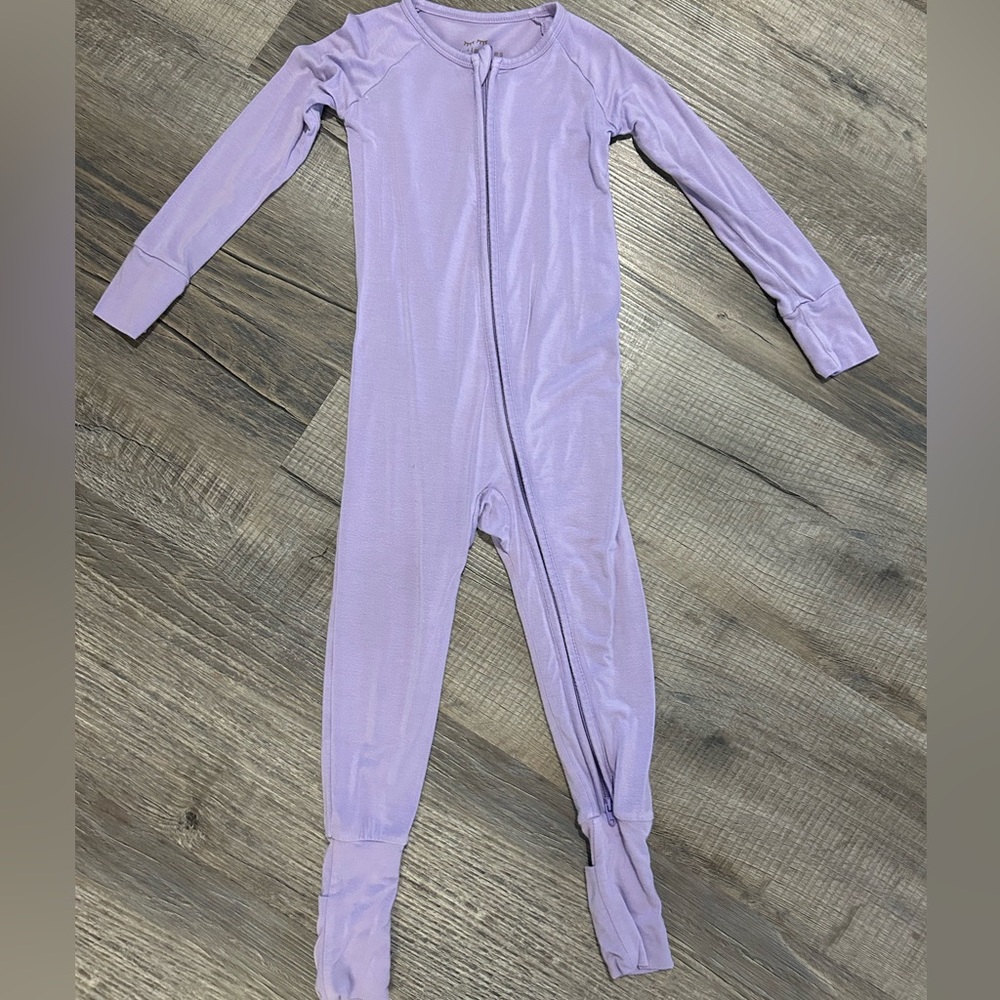 Little sleepies zippy